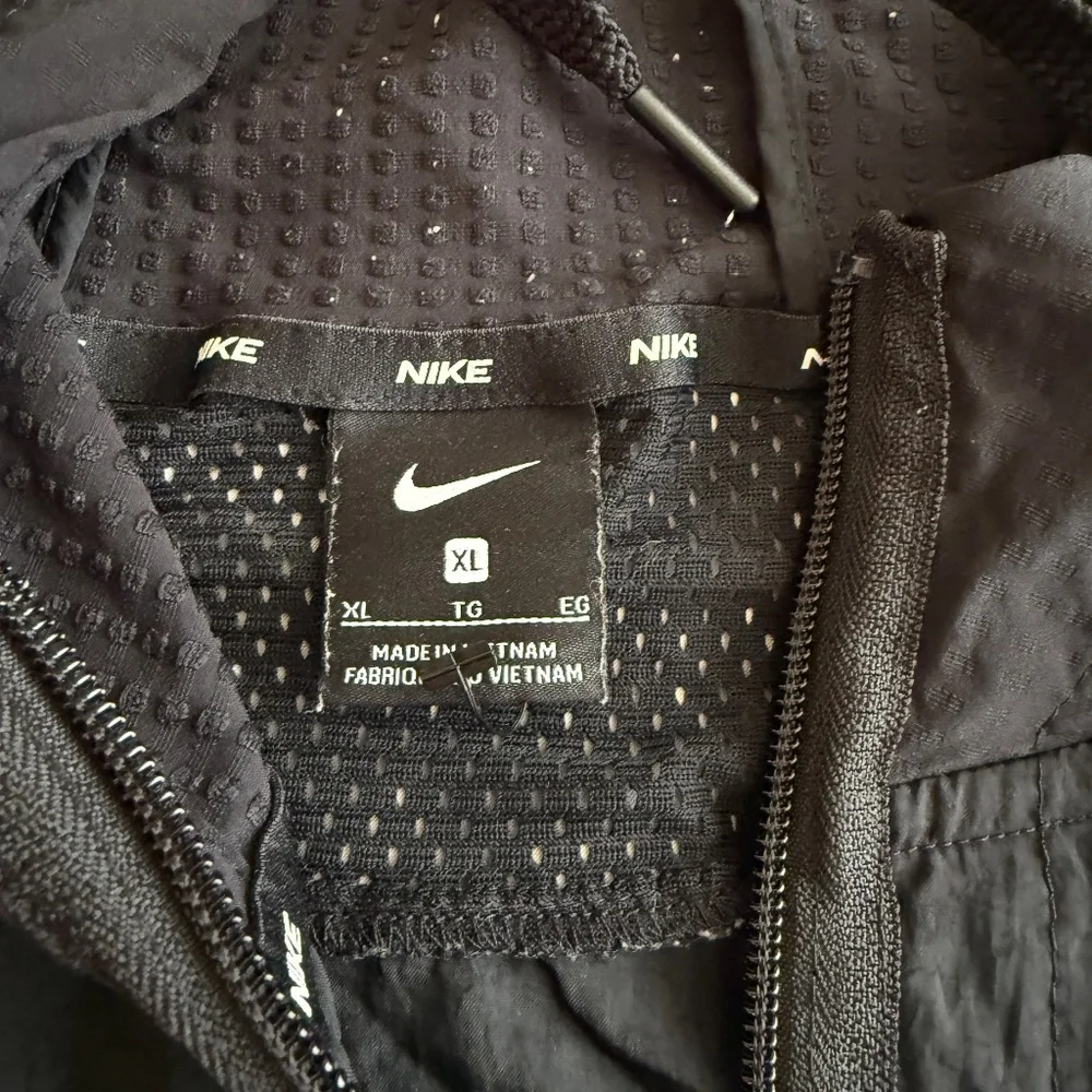 Nike Performance SS Half Zip Jacket Size XL - Picture 3 of 8